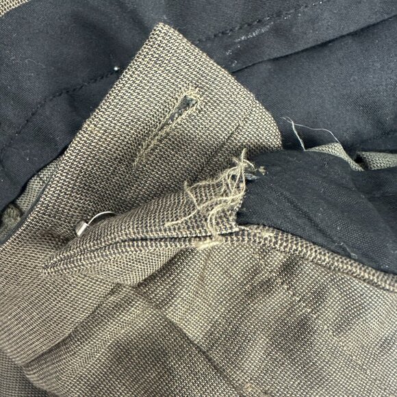 Dockers Mens Relaxed Fit Pleated Khaki Pants Size W40 L32 Wool Blend Brown - Picture 6 of 6